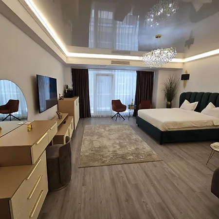 White Titanic Glamour By White Titanic Apartmán *